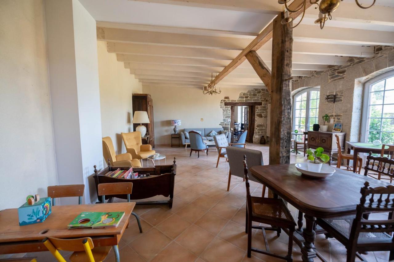 Ty Monde - Chambres D'Hotes En Finistere Poullaouen Экстерьер фото